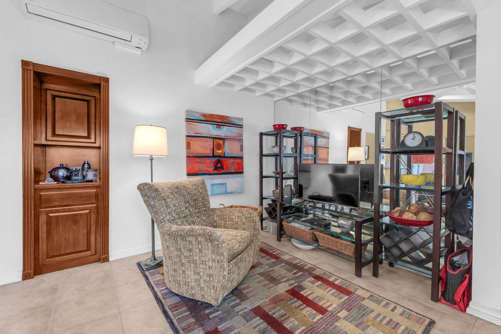 MLS #219138810DA image #6