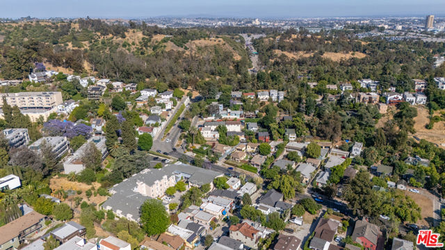 1519 Morton Terrace, Los Angeles CA: https://media.crmls.org/mediaz/260e5012-d57e-4fd4-b961-ccc98fbeae4c.jpg