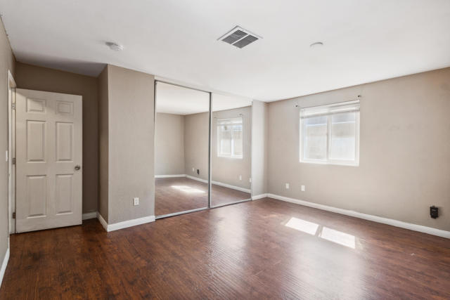 53385 Eisenhower Dr Drive, La Quinta CA: https://media.crmls.org/mediaz/260f4187-bed2-4009-9492-acf3874c446d.jpg