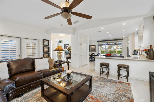 56708 Palms Drive, La Quinta CA: https://media.crmls.org/mediaz/2610004a-298a-499b-af9c-5bd59b8dc488.jpg