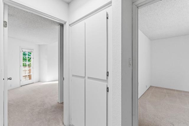 Detail Gallery Image 23 of 34 For 8427 via Mallorca #115,  La Jolla,  CA 92037 - 2 Beds | 2/1 Baths