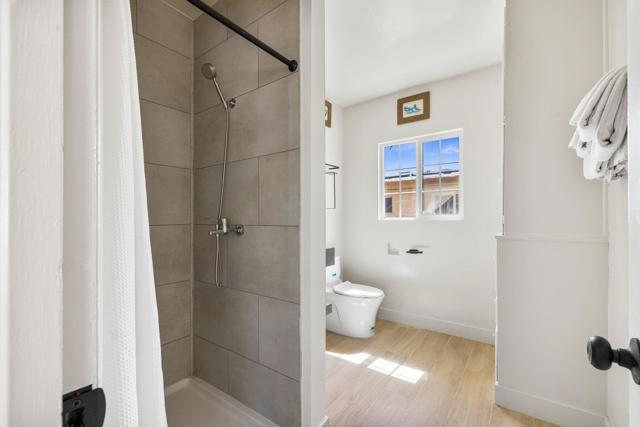 Image 25 of 67 For 526 Warm Sands Drive