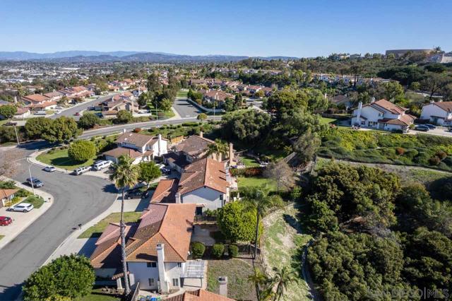 3618 Milford Place, Carlsbad CA: https://media.crmls.org/mediaz/26115dc7-ebcb-4c2e-9b69-b81e325a1118.jpg