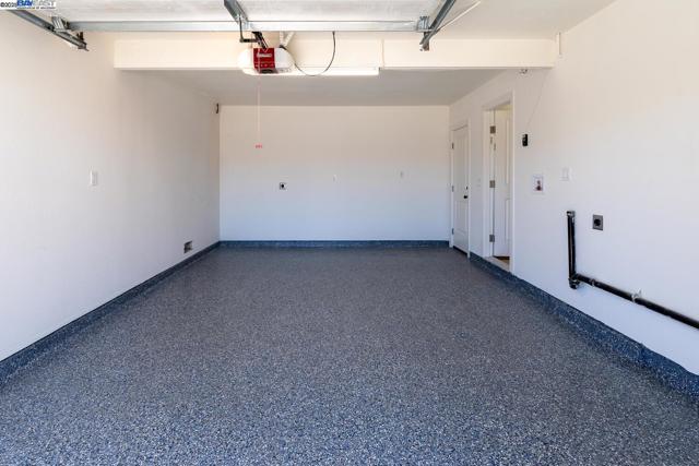 40186 Barbara St, Fremont CA: https://media.crmls.org/mediaz/261217c8-bd0e-4e55-ae2d-7fff25965aff.jpg