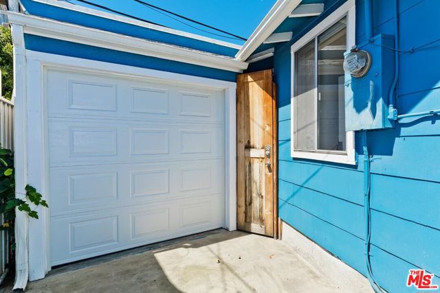 3819 Goldwyn Terrace photo 22