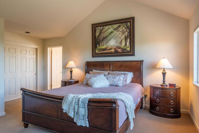 378 Crazy Horse Canyon Road, Salinas CA: https://media.crmls.org/mediaz/261240ba-e3bd-40f9-a9c0-aba2d07d9bd1.jpg