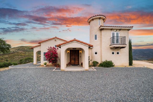 2389 Eric Road, Fallbrook CA: https://media.crmls.org/mediaz/26124ea3-db11-4106-92b1-f07d20a41e59.jpg