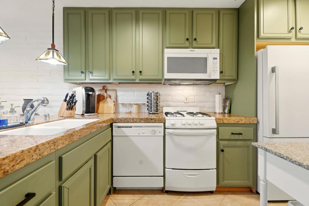 5931 Howell Drive #7