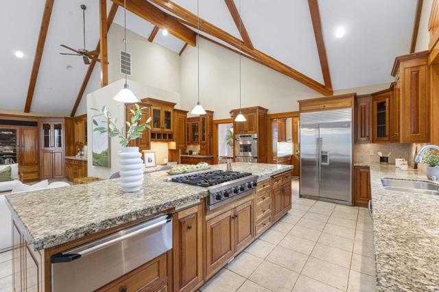 14205 Shannon Road, Los Gatos CA: https://media.crmls.org/mediaz/261388b9-839b-4f28-a3f9-efecdfac07ea.jpg