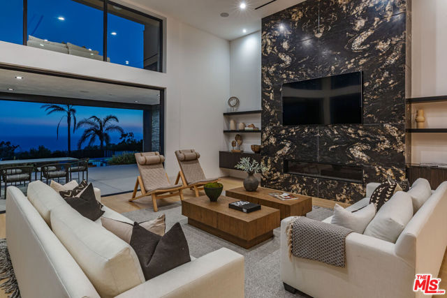 29800 Cuthbert Road, Malibu CA: https://media.crmls.org/mediaz/26139fa3-e773-4726-9525-f02b84aa7801.jpg