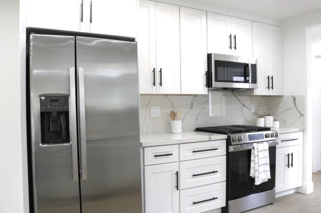 214 S 22nd Street, San Jose CA: https://media.crmls.org/mediaz/2613fa88-5175-41d2-97cd-83bd48e3b419.jpg