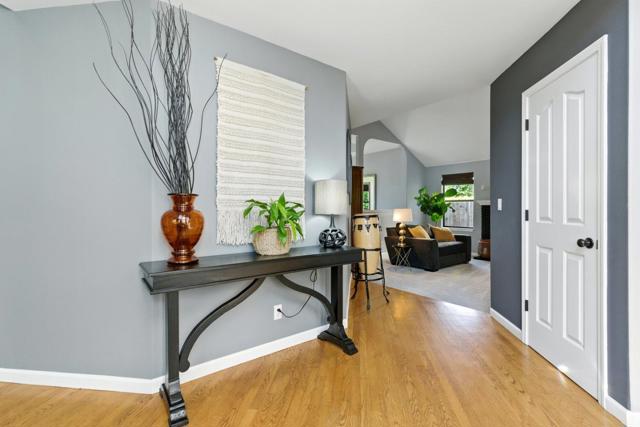 735 Georgetown Place, Gilroy CA: https://media.crmls.org/mediaz/26140bd9-c92f-43e0-8e9a-7a2867f53a13.jpg
