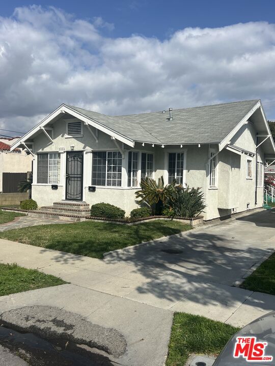 5886 Myrtle Avenue, Long Beach, California 90805, ,Multi-Family,For Sale,Myrtle,24370171