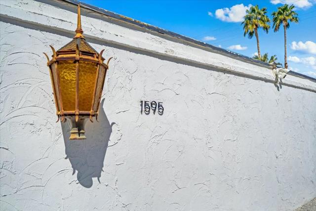1595 S Indian Trail, Palm Springs CA: https://media.crmls.org/mediaz/2614f3bc-8c13-466c-8515-64d92d0b71dc.jpg