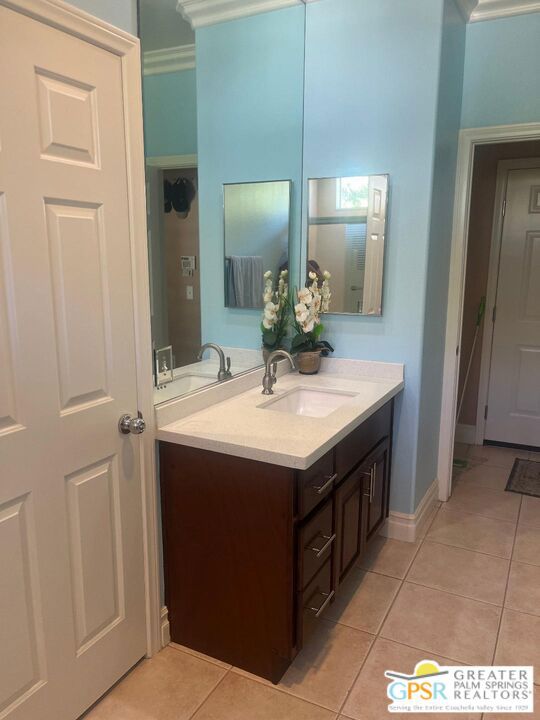 3116 E Via Escuela, Palm Springs CA: https://media.crmls.org/mediaz/2615480e-07dc-440c-93d4-1f154ca36cb6.jpg