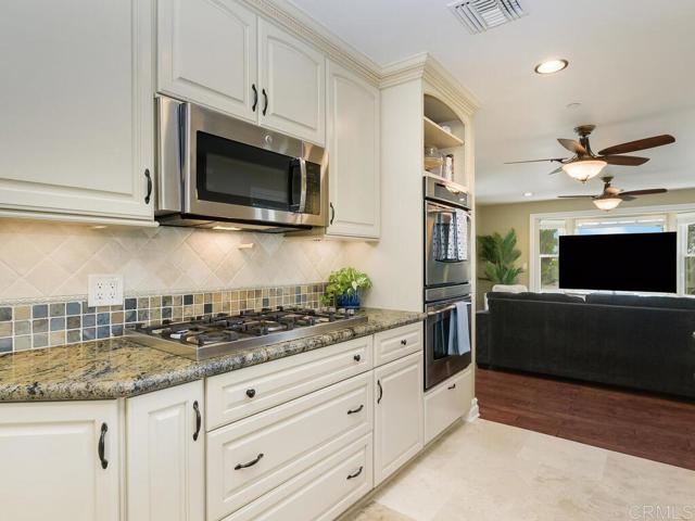 Detail Gallery Image 16 of 75 For 3347 Yucca Ter, Fallbrook,  CA 92028 - 4 Beds | 4/1 Baths