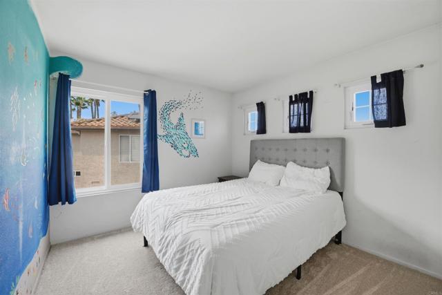 Detail Gallery Image 26 of 32 For 1247 Sunglow, Oceanside,  CA 92057 - 5 Beds | 3 Baths