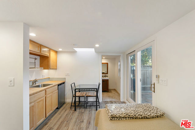 6308 Paseo Canyon Drive, Malibu CA: https://media.crmls.org/mediaz/2616598a-0a35-4896-83a5-82280df2135d.jpg