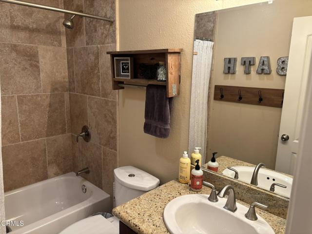 Detail Gallery Image 18 of 42 For 15006 Varsity #C,  Moorpark,  CA 93021 - 3 Beds | 2 Baths