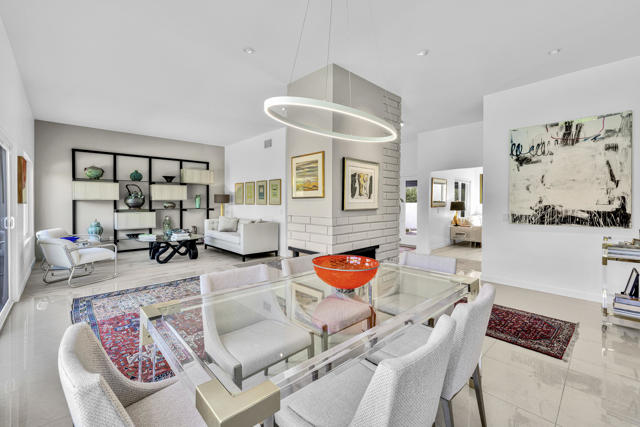 70880 Sunny Lane, Rancho Mirage CA: https://media.crmls.org/mediaz/261794e6-4c73-4d99-ac47-49bde2c0d7cd.jpg