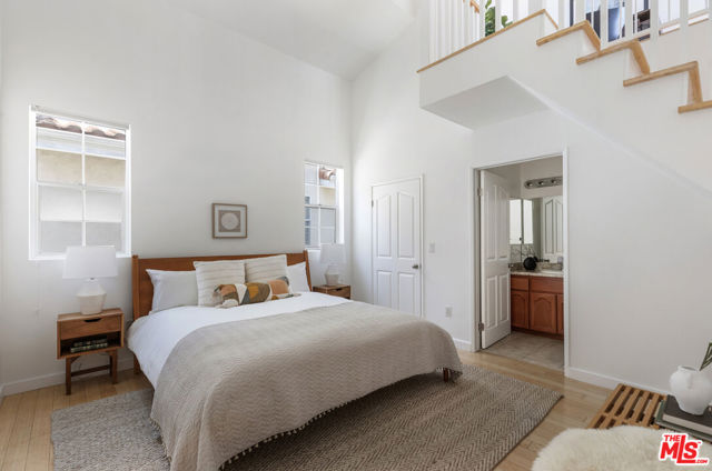 11536 Burbank Boulevard, North Hollywood CA: https://media.crmls.org/mediaz/26187c45-3bec-4a2c-a5bd-5d50953ee73f.jpg
