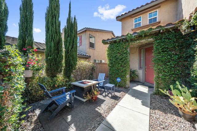 1288 Long View Drive, Chula Vista CA: https://media.crmls.org/mediaz/26193c17-2629-40ec-a03a-34f9380b8de4.jpg