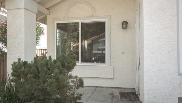 5486 Deer Run Drive, El Sobrante CA: https://media.crmls.org/mediaz/261941db-425e-45d4-8616-e7020fdb9c3f.jpg