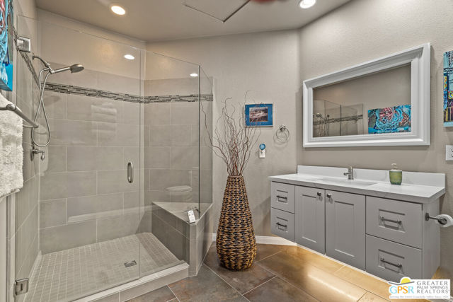 226 Canyon Circle, Palm Springs CA: https://media.crmls.org/mediaz/26197f80-7f2b-4b6e-9783-a6d4400c0e19.jpg