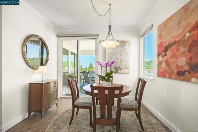 3622 Terra Granada Dr, Walnut Creek CA: https://media.crmls.org/mediaz/261a3e05-bc69-4d81-8e64-67bc04392128.jpg