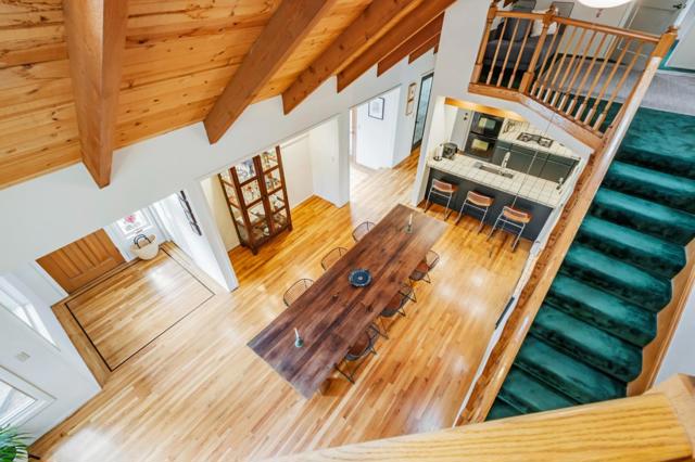 135 Seabreeze Place, Aptos CA: https://media.crmls.org/mediaz/261ae92f-d5bf-40b9-9a6f-54b9bcc4cf9a.jpg