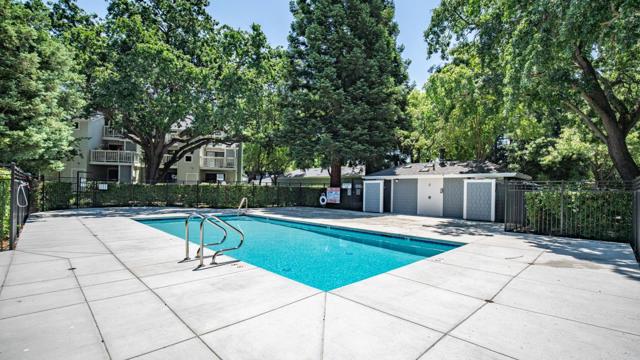 2600 Oak Road, Walnut Creek CA: https://media.crmls.org/mediaz/261b1182-aed4-42a4-9805-dcc88e6d900f.jpg