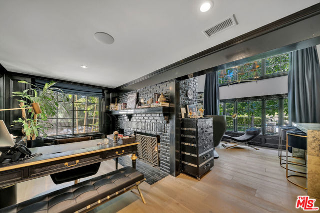 29105 Old Mill Creek, Agoura Hills CA: https://media.crmls.org/mediaz/261b497f-bf94-4bf2-9ad3-cd978a0d778e.jpg