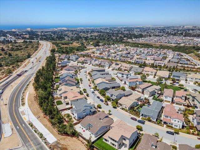 481 Logan Way, Marina CA: https://media.crmls.org/mediaz/261ec8f6-582e-4837-8491-5999c93146d2.jpg