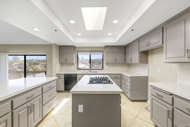 Detail Gallery Image 26 of 61 For 1515 Monte Vista Dr, Vista,  CA 92084 - 4 Beds | 2/1 Baths