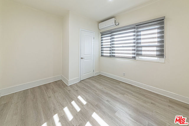 801 N Alexandria Avenue, Los Angeles CA: https://media.crmls.org/mediaz/26207c9a-17d8-4284-aa09-22b03be98c7c.jpg