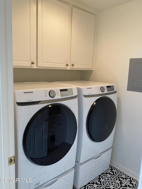 3082 Eaglewood Avenue, Thousand Oaks CA: https://media.crmls.org/mediaz/2621881c-cd4e-41a7-bbcc-ea5a219988b4.jpg