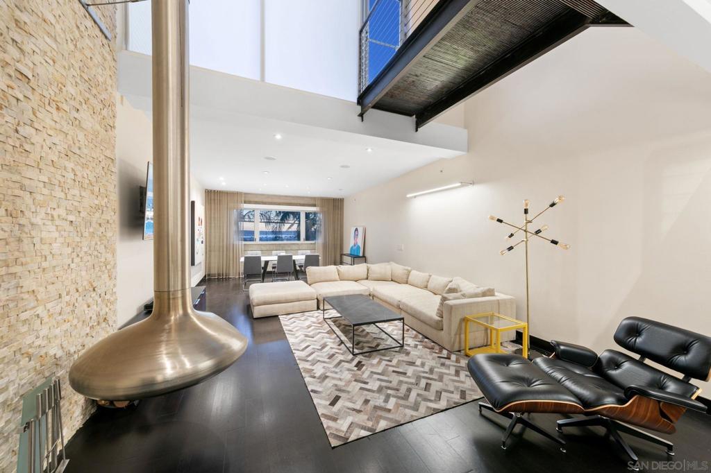 3033 India St. - photo 3