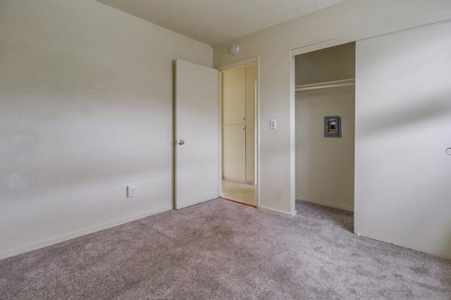 4410 12 Highland Ave, San Diego CA: https://media.crmls.org/mediaz/2623ea26-0faf-4c46-bb30-296d0fea23cc.jpg