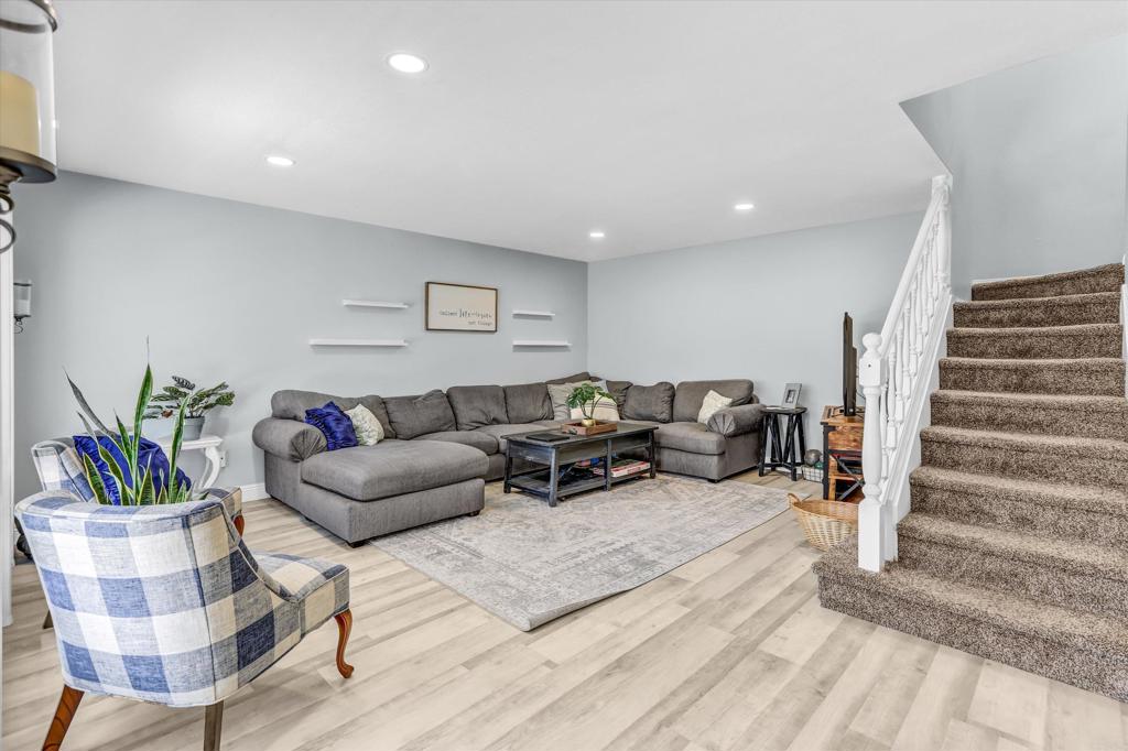 11366 Meadow Flower Place - photo 10