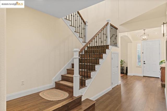 1164 Lexington Way, Livermore CA: https://media.crmls.org/mediaz/262693d2-6a8a-4830-811b-f55e1b8dc2e3.jpg