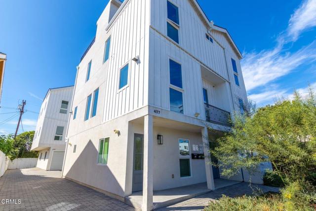 Detail Gallery Image 2 of 11 For 4177 S Normandie Ave, Los Angeles,  CA 90037 - 4 Beds | 4 Baths