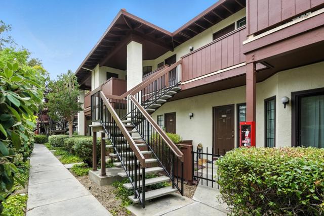 461 Costa Mesa Terrace, Sunnyvale CA: https://media.crmls.org/mediaz/26274c0b-25b9-4dee-9709-83d408d56513.jpg