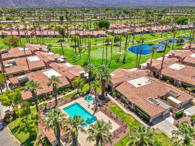 38417 Nasturtium Way, Palm Desert CA: https://media.crmls.org/mediaz/26278719-cbbe-46ed-a530-e0d6ed2330b7.jpg