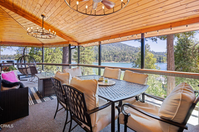 54186 Road 432, Bass Lake CA: https://media.crmls.org/mediaz/2627e8ae-084f-46dc-b57e-838a4a775353.jpg