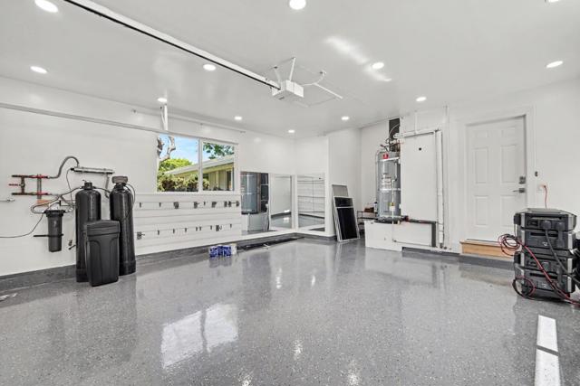 Image 56 of 68 For 710 Henderson Avenue