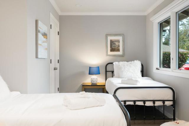 16605 Camellia Terrace, Los Gatos CA: https://media.crmls.org/mediaz/26282abe-cc66-49bd-86c0-a469fe1aabd1.jpg