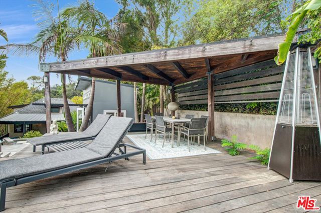 1421 Fernwood Pacific Drive photo 35