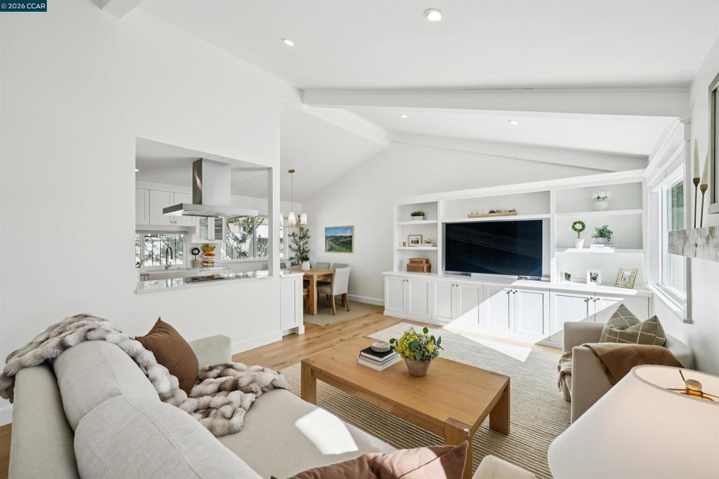31 Ascot Place