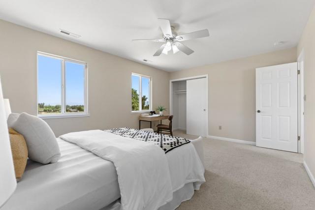 10980 New Avenue, Gilroy CA: https://media.crmls.org/mediaz/2628e97e-21fe-4e0b-964a-5eb2eee63b26.jpg