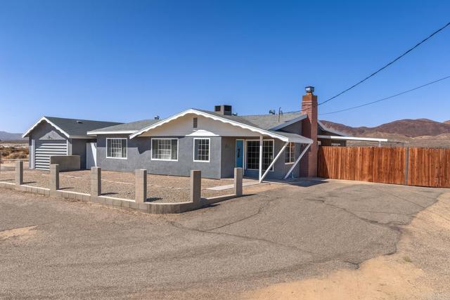 Detail Gallery Image 5 of 28 For 37076 Calico Bld, Yermo,  CA 92398 - 3 Beds | 2 Baths